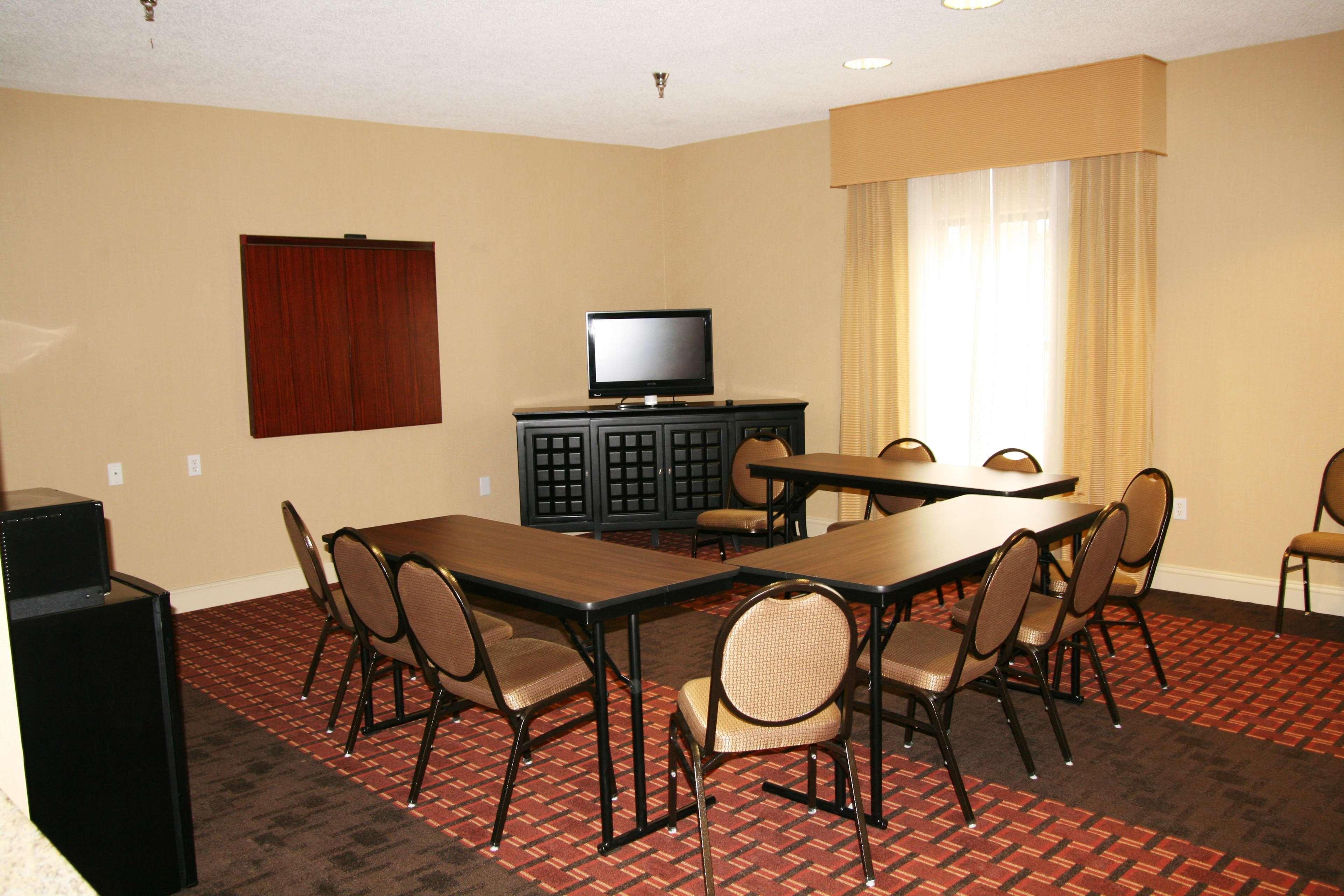 Hampton Inn Corydon Экстерьер фото