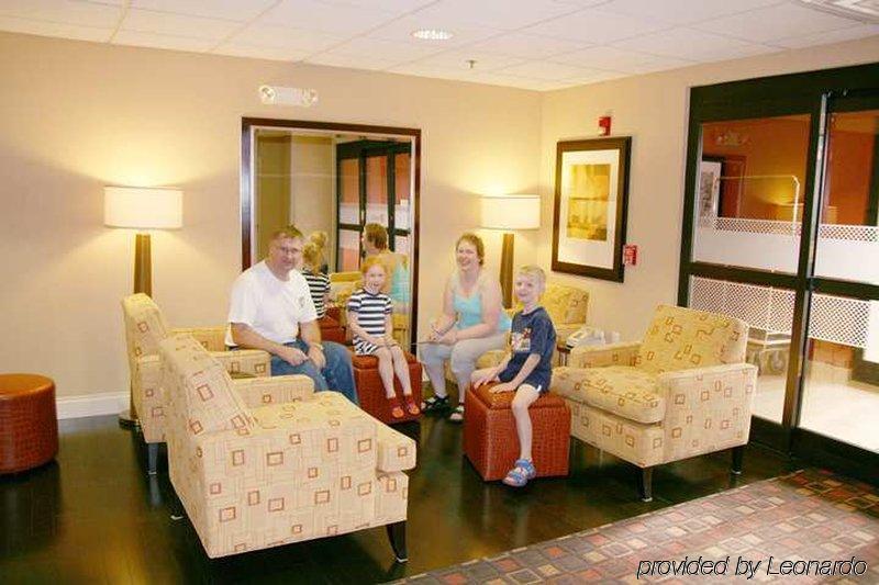 Hampton Inn Corydon Интерьер фото