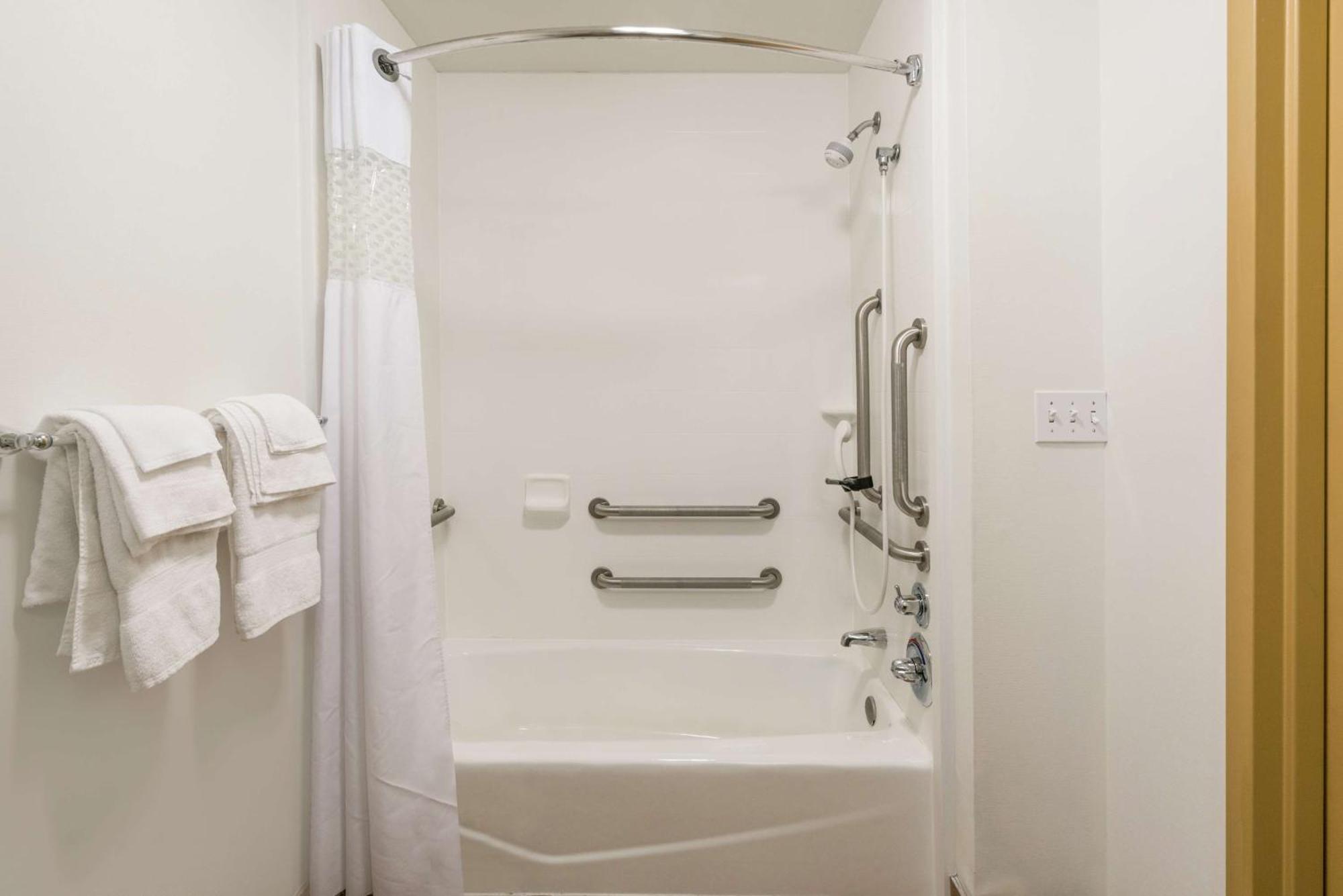 Hampton Inn Corydon Экстерьер фото