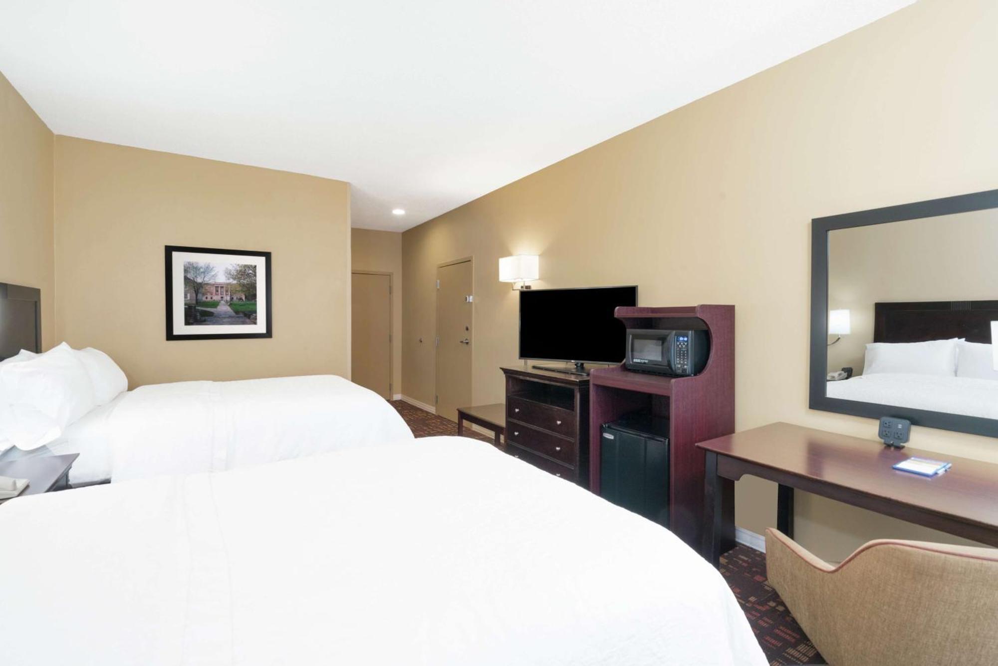 Hampton Inn Corydon Экстерьер фото