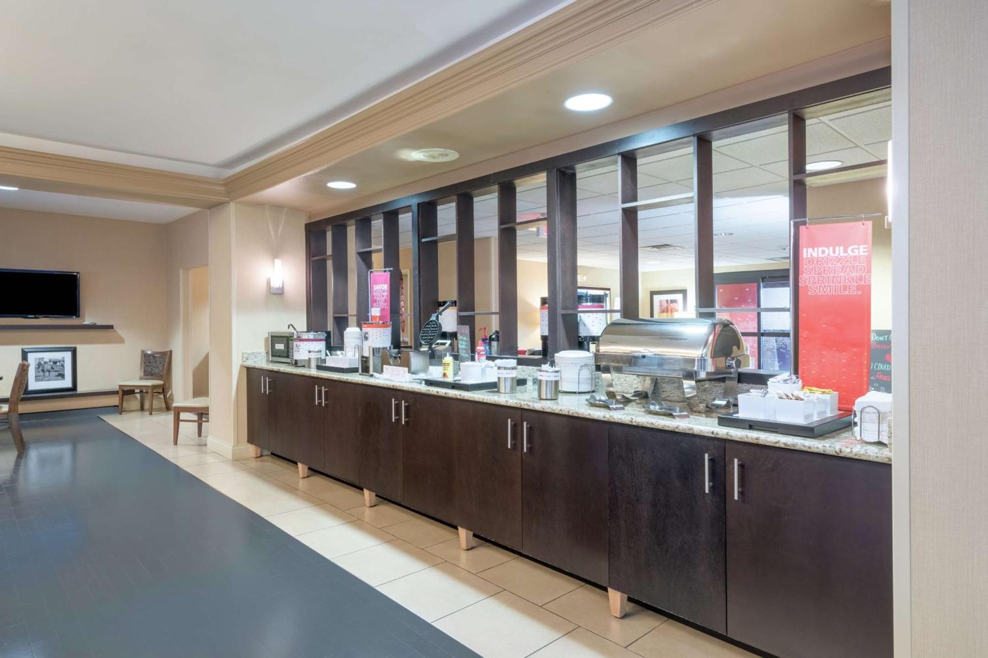 Hampton Inn Corydon Экстерьер фото