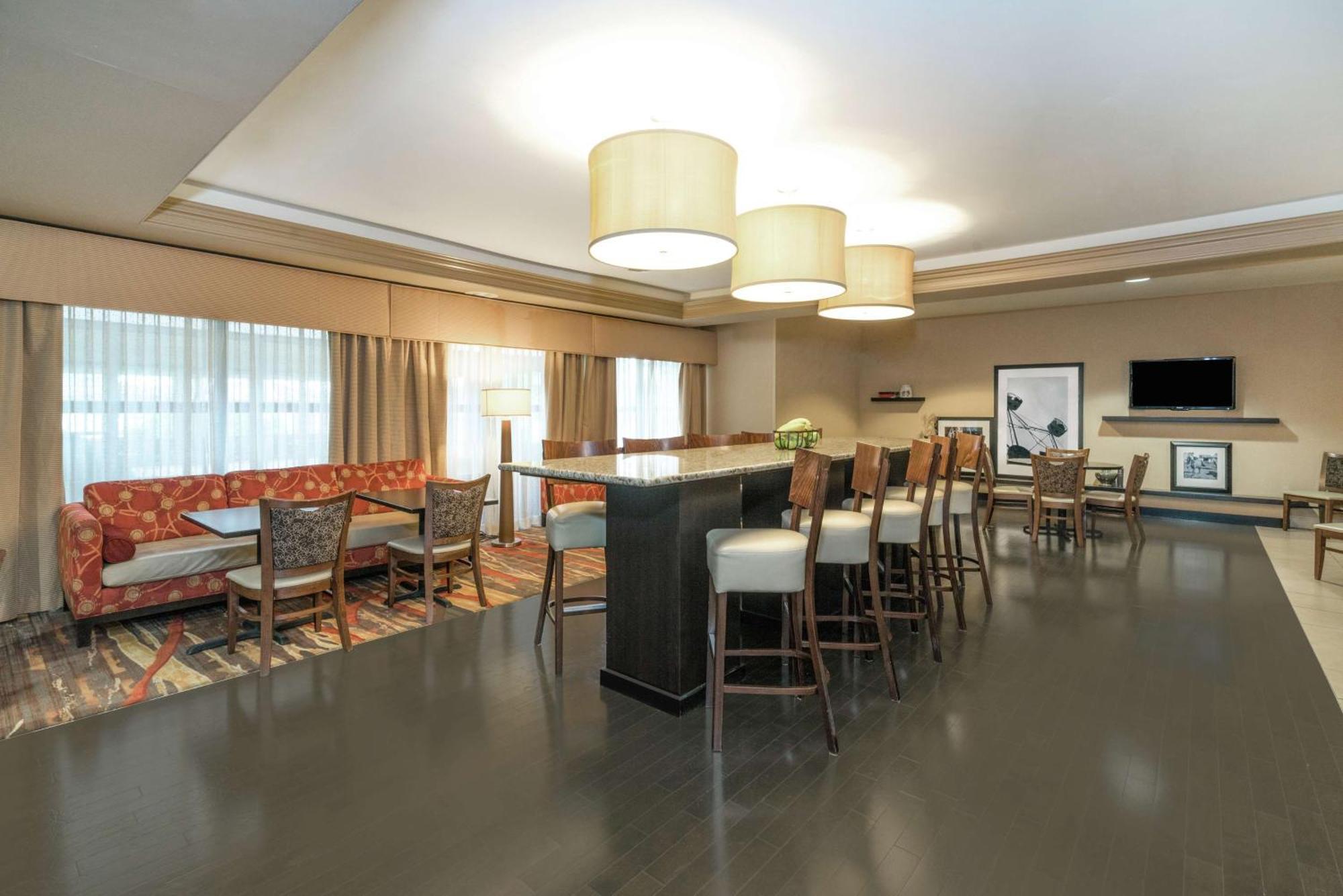 Hampton Inn Corydon Экстерьер фото